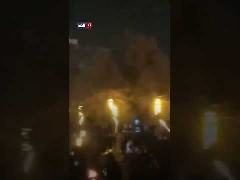 انقطاع كامل للإنترنت.. مشاهد التقطها شهود عيان تظهر تجمع متظاهرين في شوارع العاصمة طهران