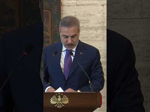 وزير الخارجية السوري يؤكد المضي بخطوات ثابتة لبناء جيش وطني موحد